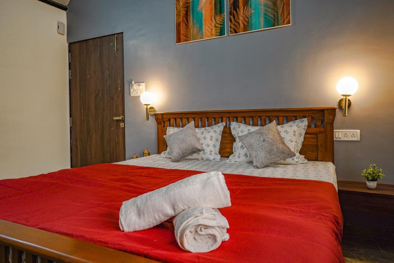Ninad Homestays Karjat Esterno foto