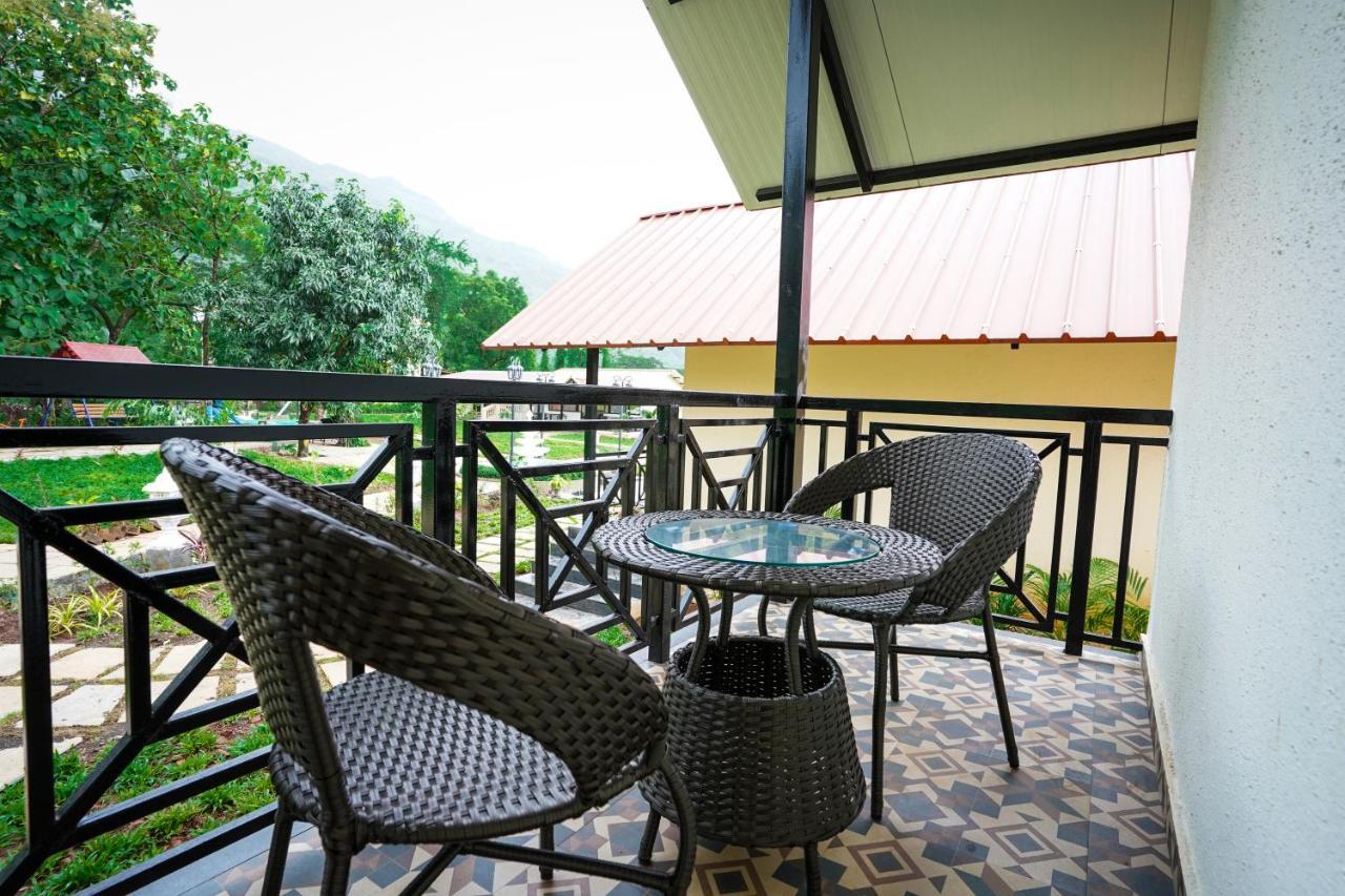 Ninad Homestays Karjat Esterno foto