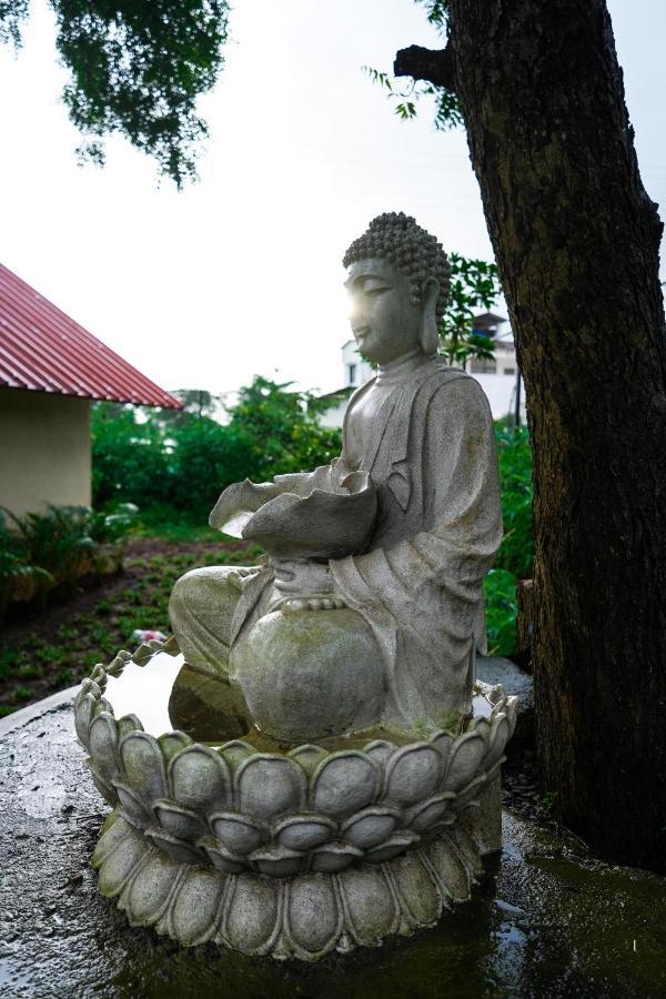 Ninad Homestays Karjat Esterno foto