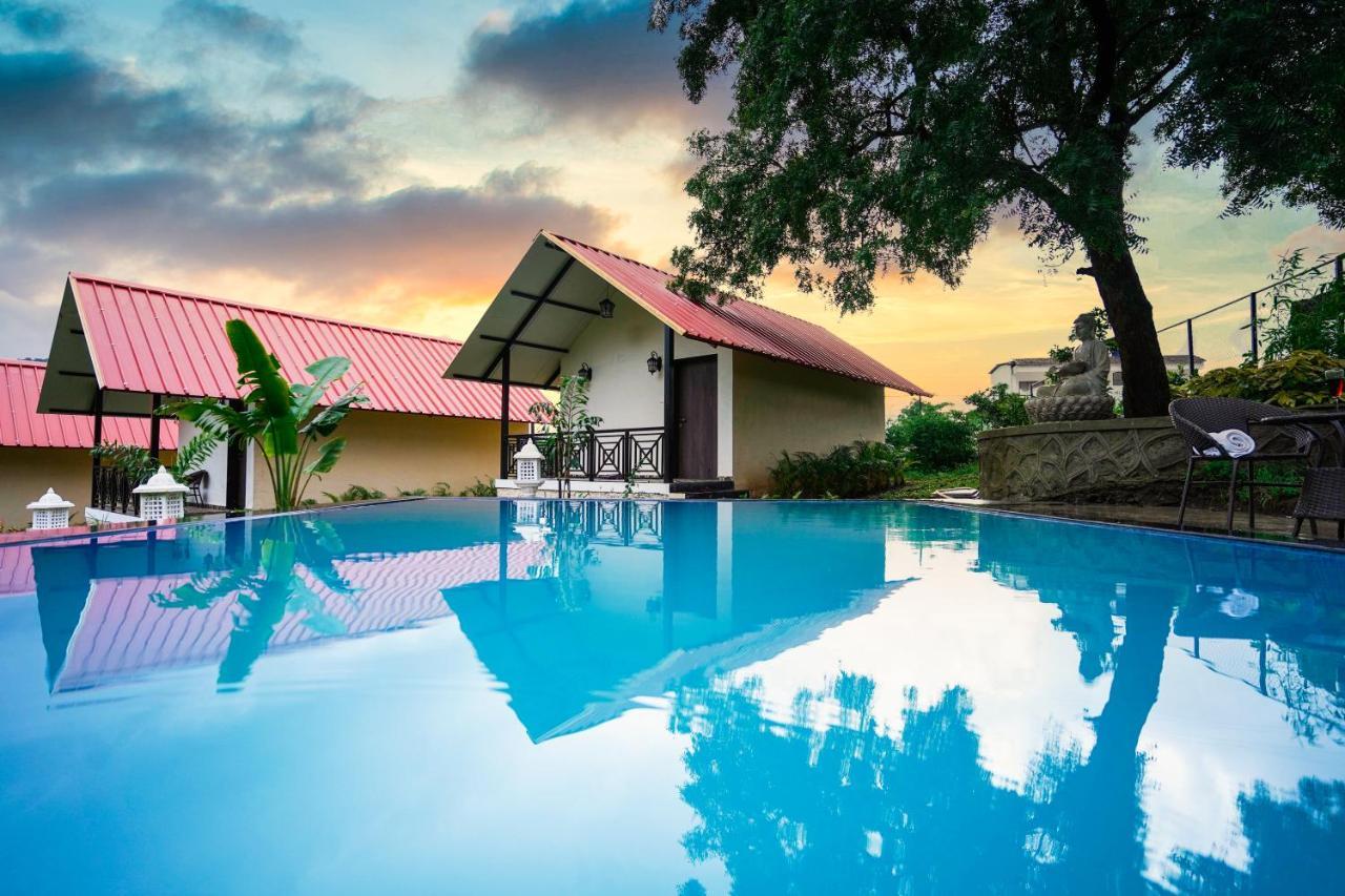 Ninad Homestays Karjat Esterno foto