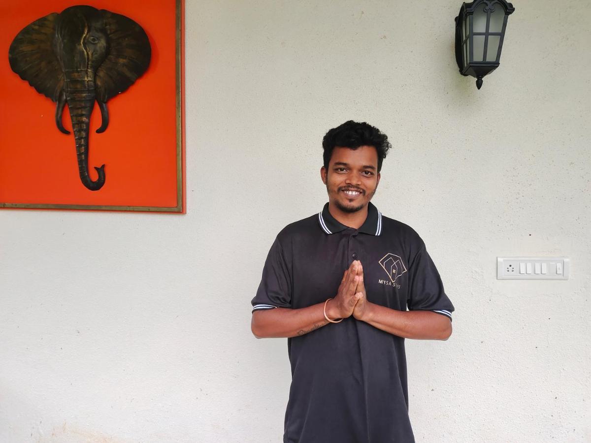 Ninad Homestays Karjat Esterno foto