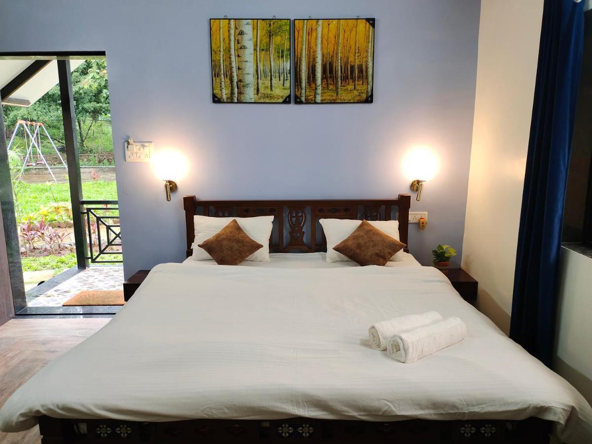 Ninad Homestays Karjat Esterno foto